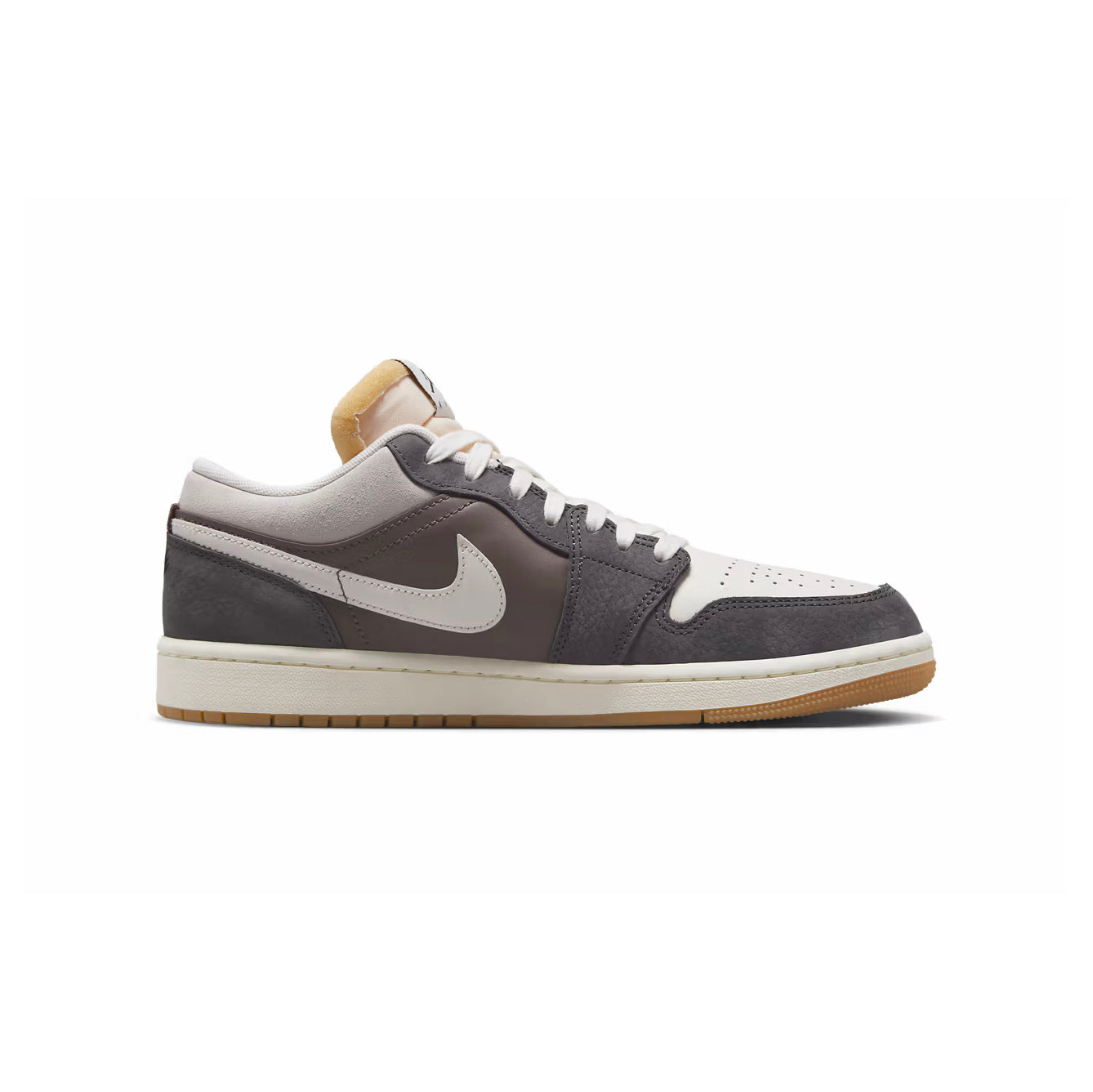 Jordan 1 Low SNKRS Day Korea Magpie Ar Store