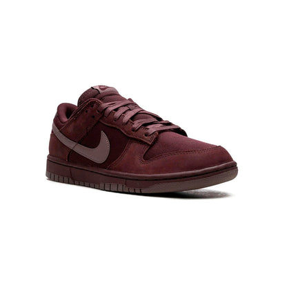 Nike Dunk Low Premium Burgundy Crush