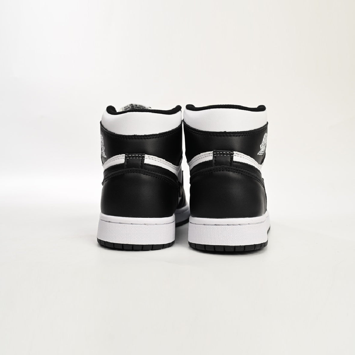 Nike Air Jordan 1 Retro High OG Black White